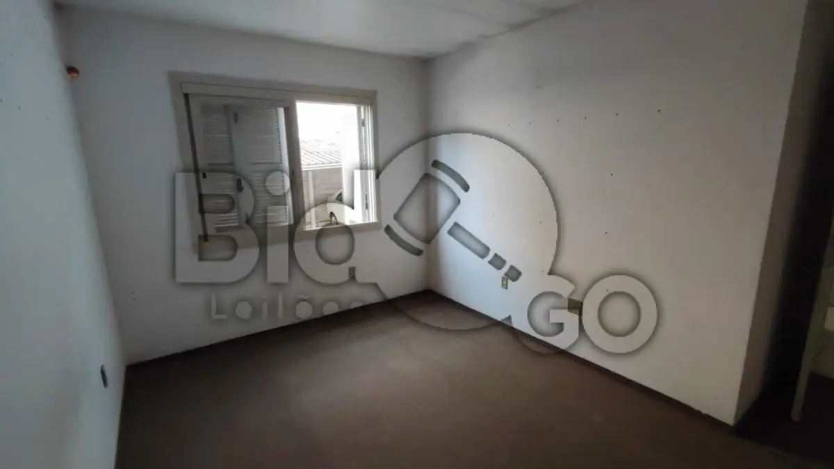 LOTE 003 - Apartamento de 2 dormitorios