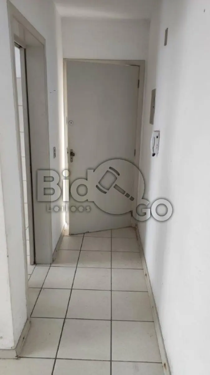LOTE 002 - Apartamento de 2 dormitorios