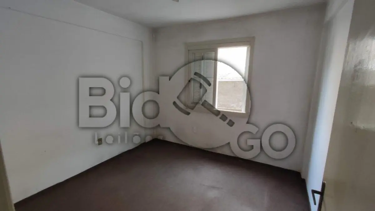 LOTE 003 - Apartamento de 2 dormitorios