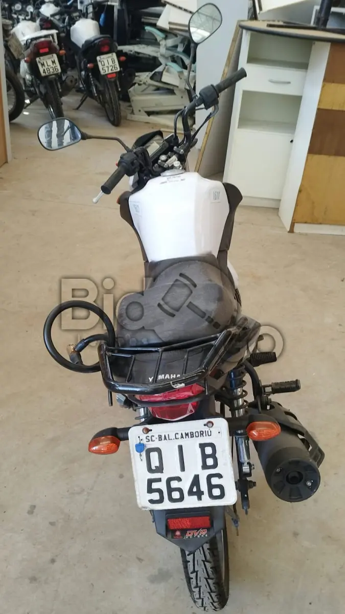LOTE 029 - MOTOCICLETA YAMAHA/YBR150 FACTOR E