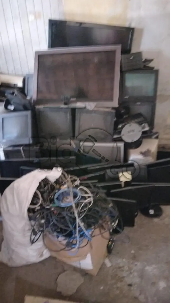 LOTE 011 - Eletrônicos diversos
