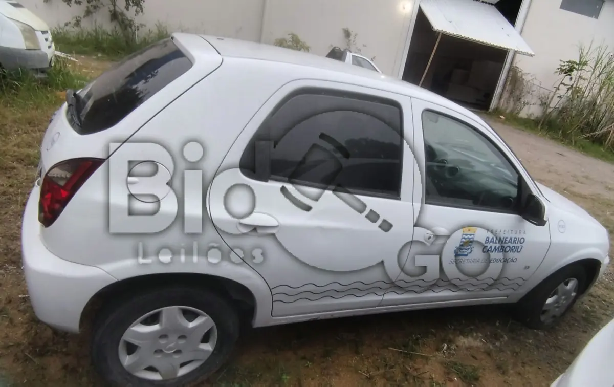 LOTE 009 - AUTOMÓVEL CHEVROLET/CELTA 1.0L LT