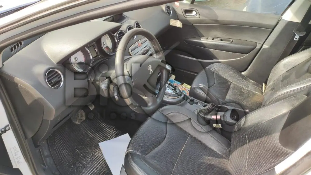 LOTE 002 - PEUGEOT 308 ALLURE