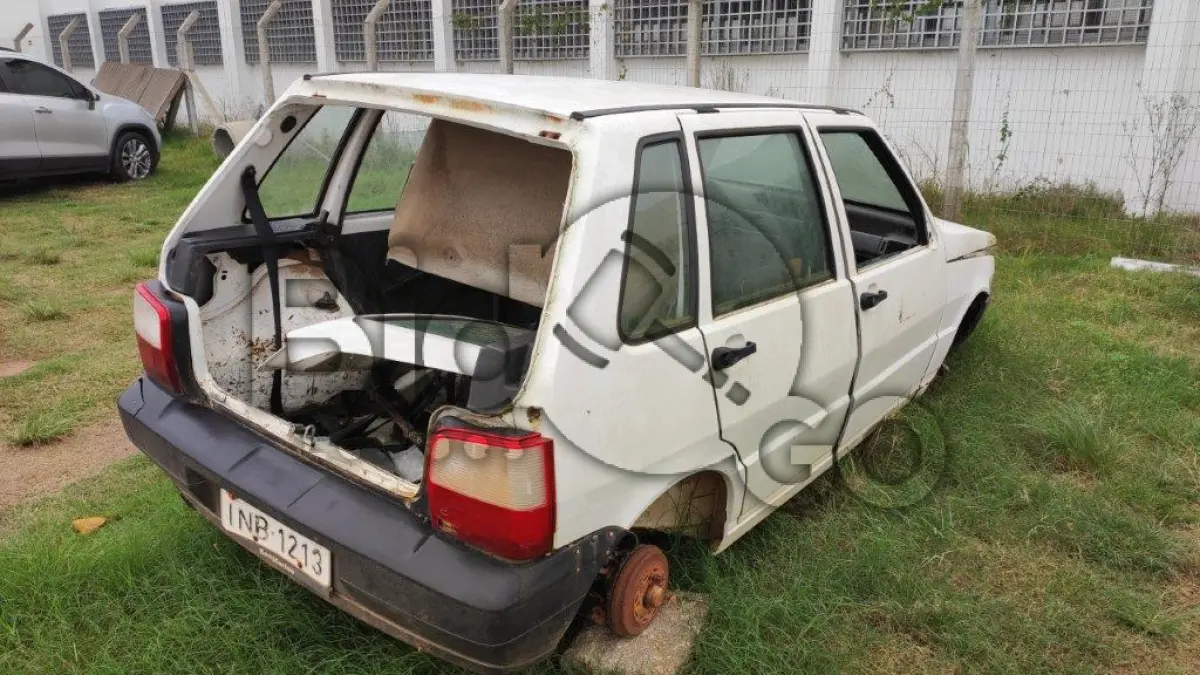 LOTE 029 - FIAT / UNO MILLE FIRE FLEX - ANO 2006/2006