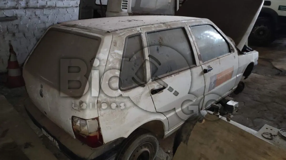 LOTE 030 - FIAT / UNO MILLE FIRE FLEX - ANO 2006/2006