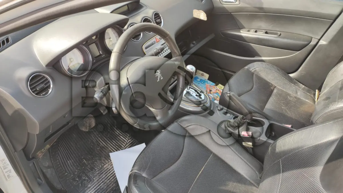 LOTE 002 - PEUGEOT 308 ALLURE