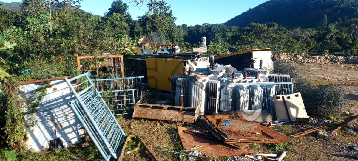 LOTE 011 - Sucatas de tubulações, motobombas, geradores e motores (EMASA)