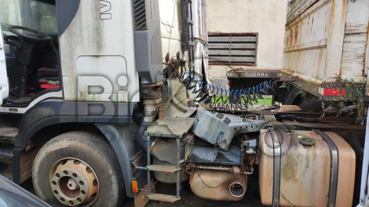 LOTE 001 - Marca: IVECO / Modelo: STRALIS 600S44T