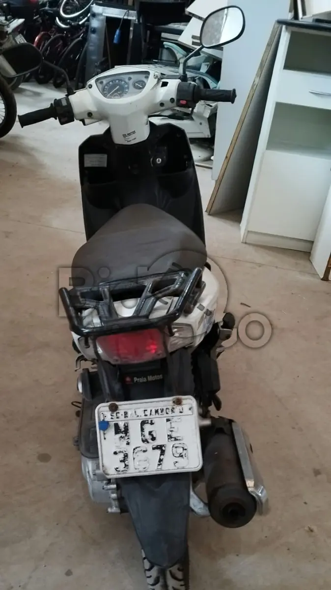 LOTE 022 - MOTONETA YAMAHA/NEO AT115