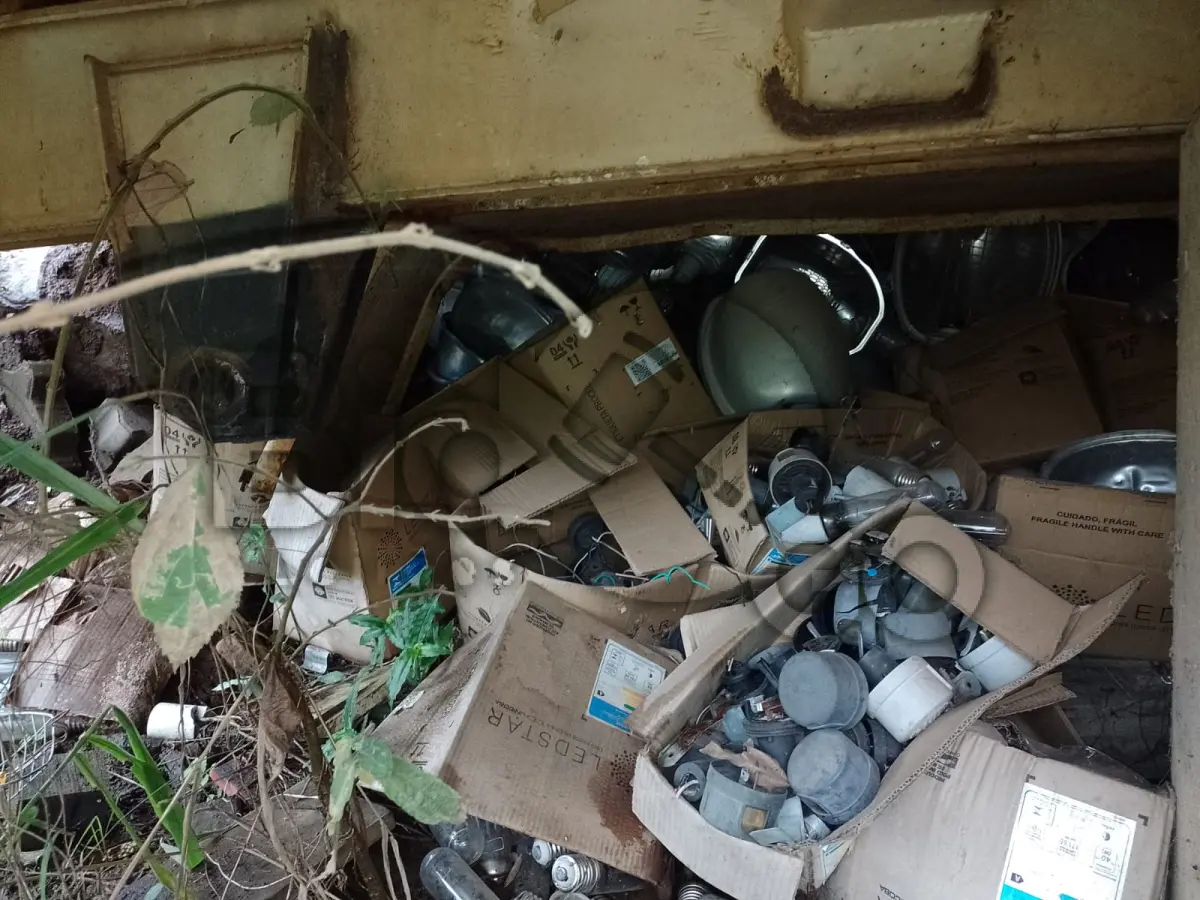 LOTE 002 -  sucata metálica em geral