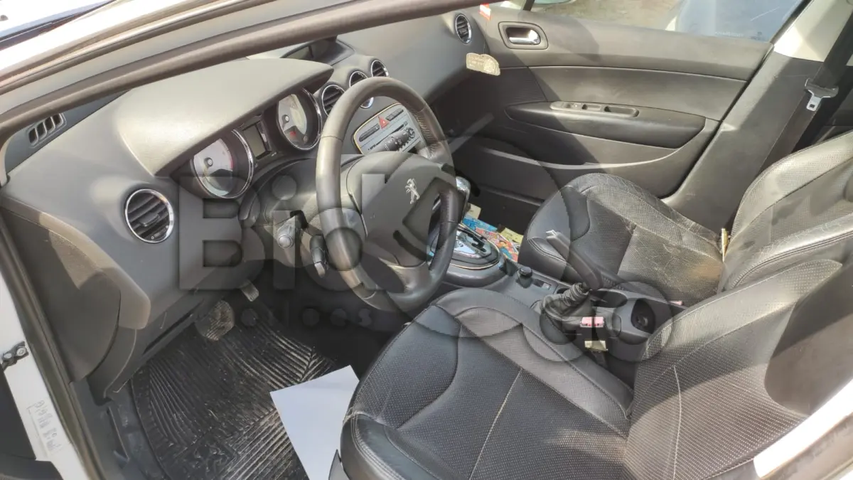 LOTE 002 - PEUGEOT 308 ALLURE