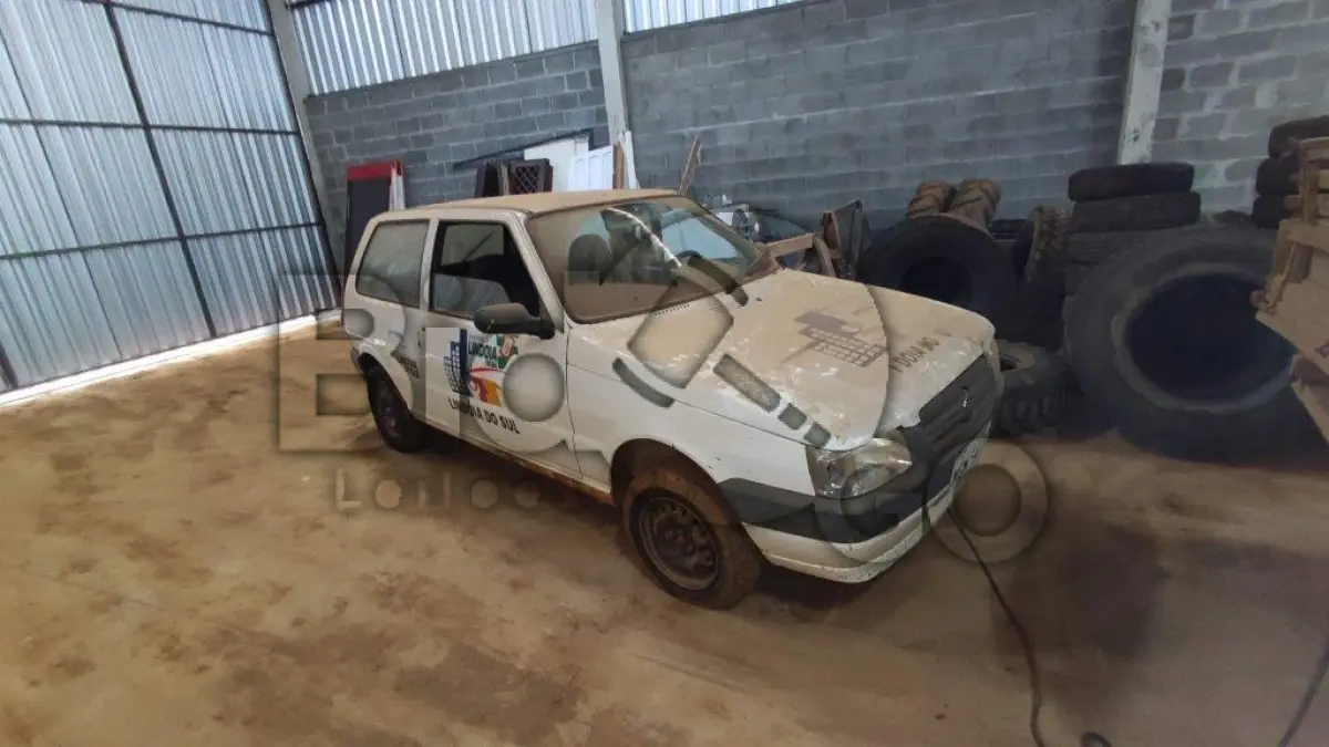 LOTE 007 - AUTOMÓVEL FIAT/UNO MILLE ECONOMY, Fabricação/Modelo: 2009/2010