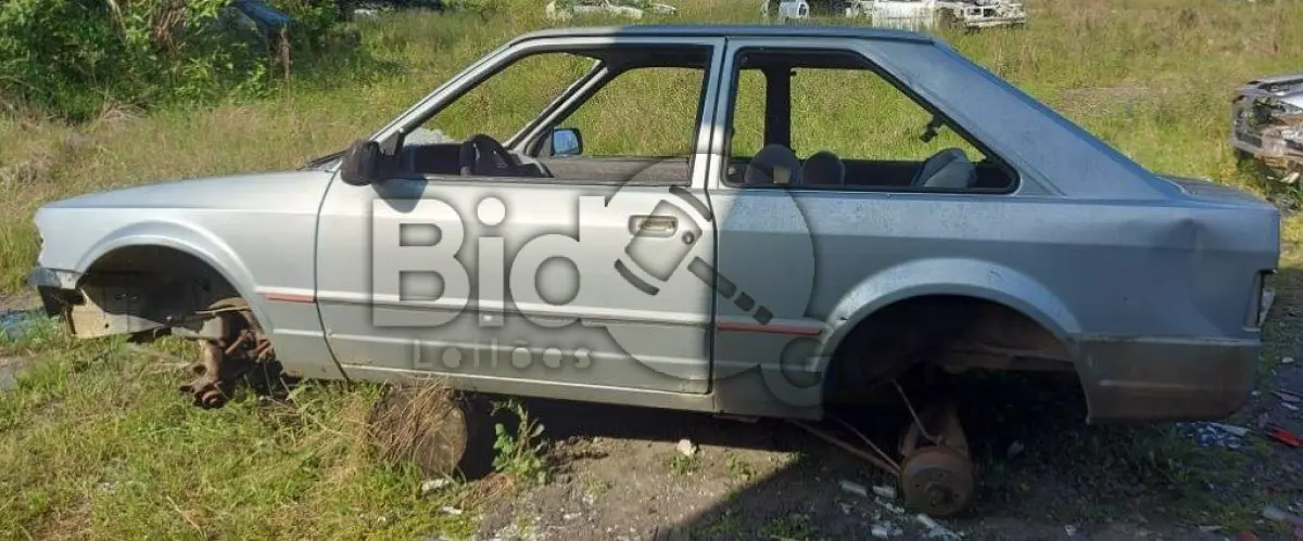 LOTE 029 - SUCATA AUTOMOTIVA