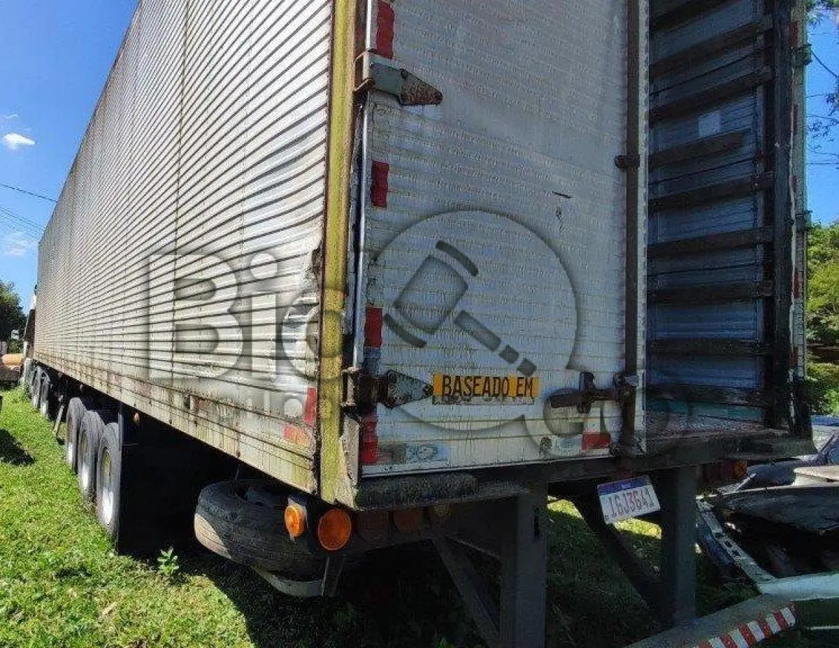 LOTE 022 - RANDON SR FD CG