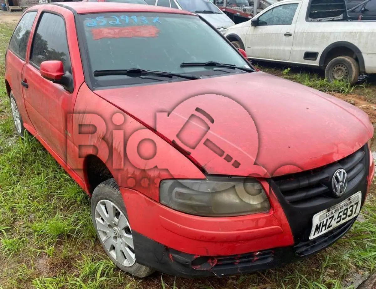 LOTE 015 - Espécie: PASSAGEIRO / Marca: VW / Modelo: GOL 1.0 GIV / Placa: MHZ5937   /   UF: SC / Município: Balneário Piçarras / Ano fabricação: 2010 / Ano modelo: 2010 / Cor: VERMELHA / Chassi: 9BWAA05W6BP035866 / Motor: CCP219247 / RENAVAM: 00230912532