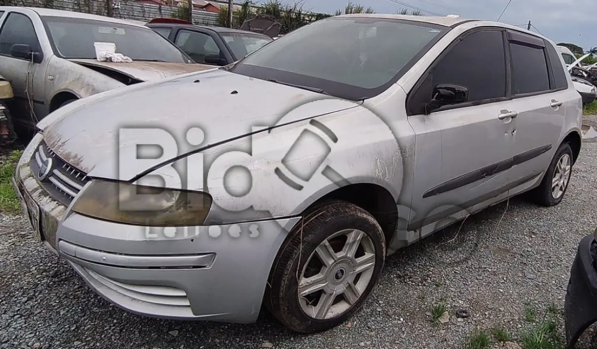 LOTE 024 - SUCATA AUTOMOTIVA