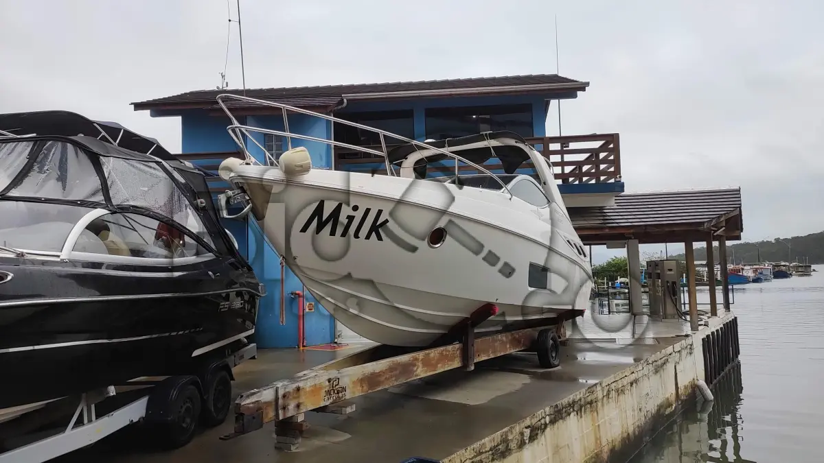 LOTE 002 - Lancha Freccia 300, Nome: Milk, Construtor: Freccia Boats, Ano: 2018, 