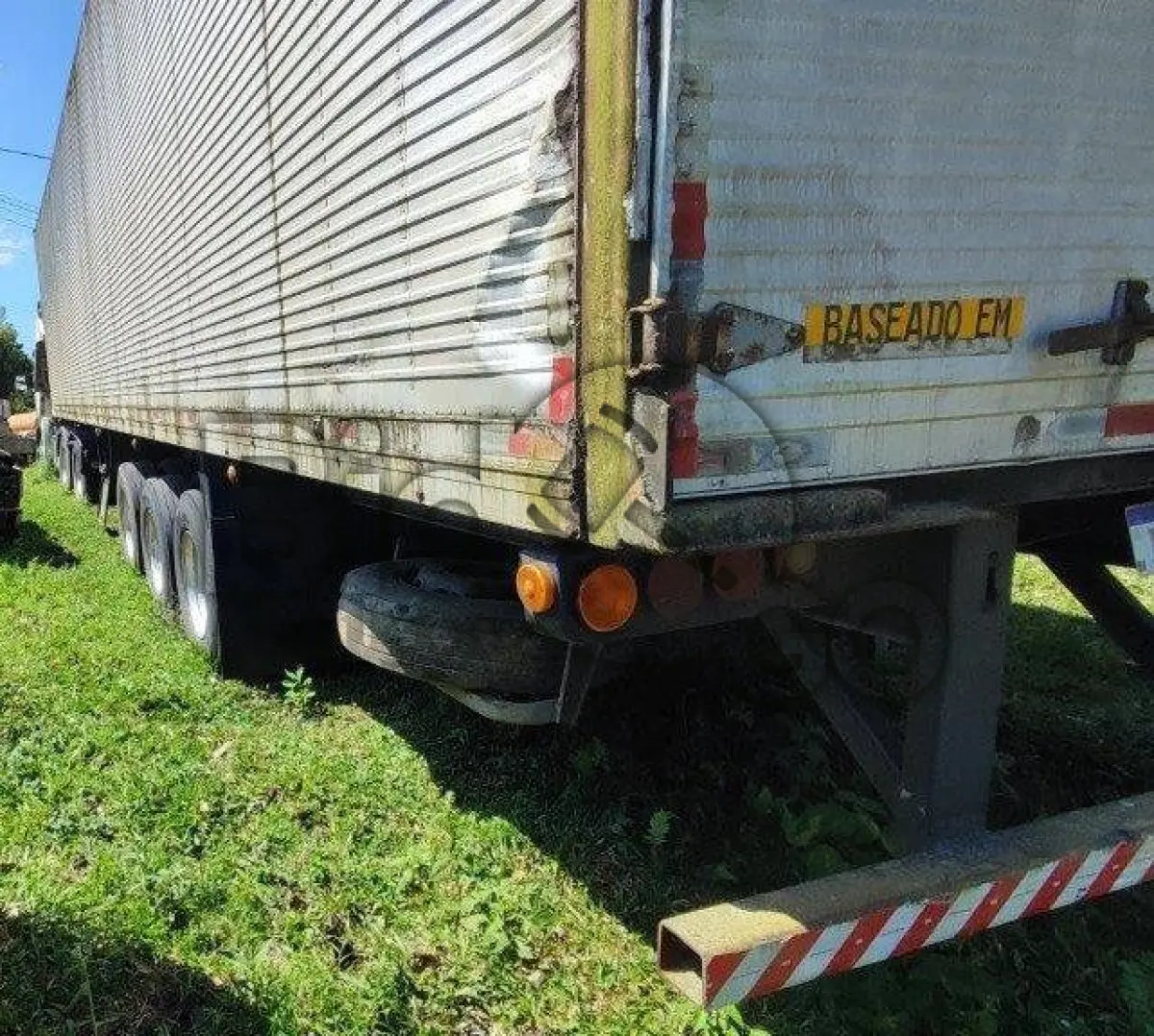 LOTE 022 - RANDON SR FD CG