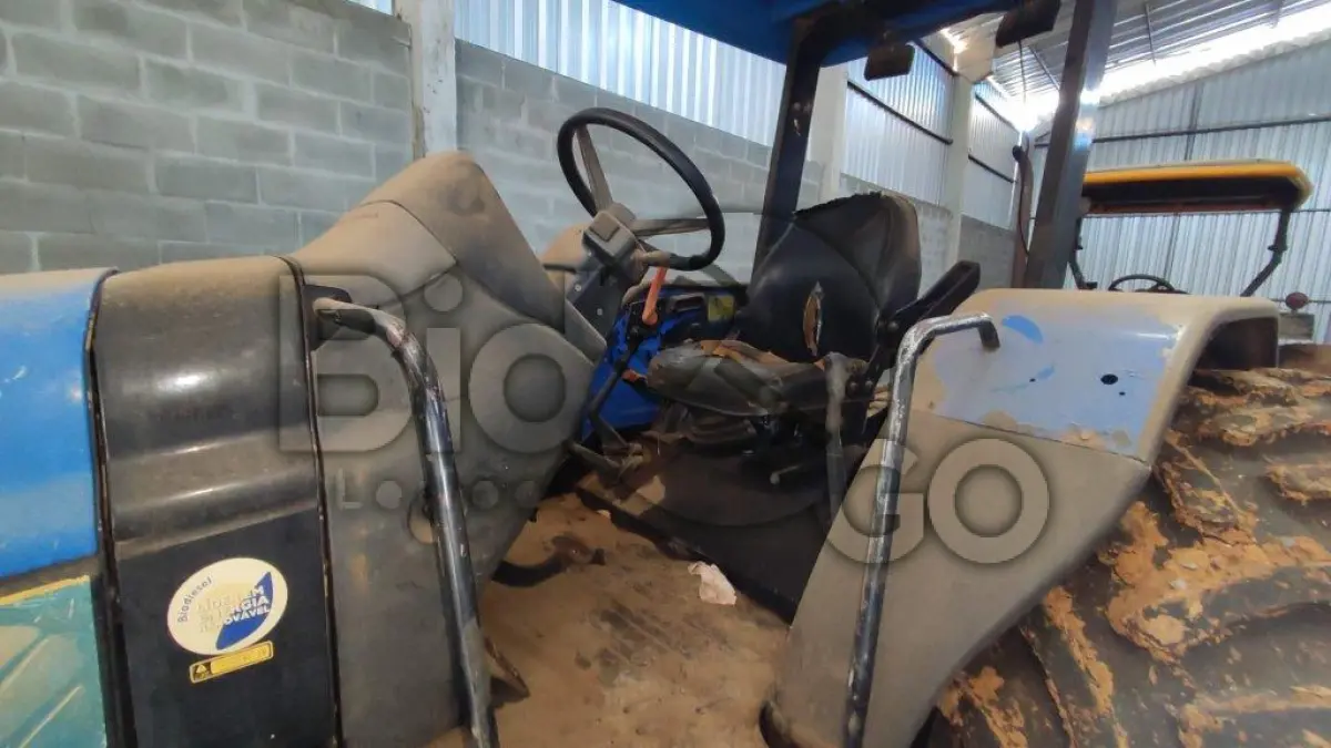 LOTE 013 - Trator Agrícola, Marca: New Holland, Modelo: TL-85E, Fabricação: 2008
