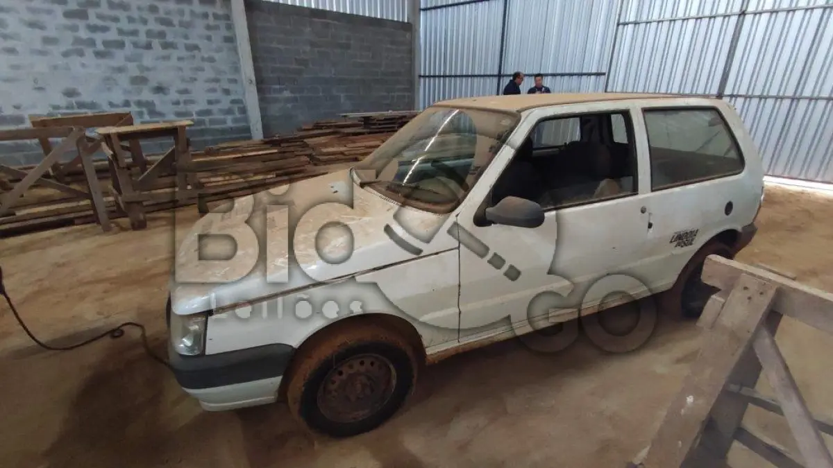 LOTE 007 - AUTOMÓVEL FIAT/UNO MILLE ECONOMY, Fabricação/Modelo: 2009/2010