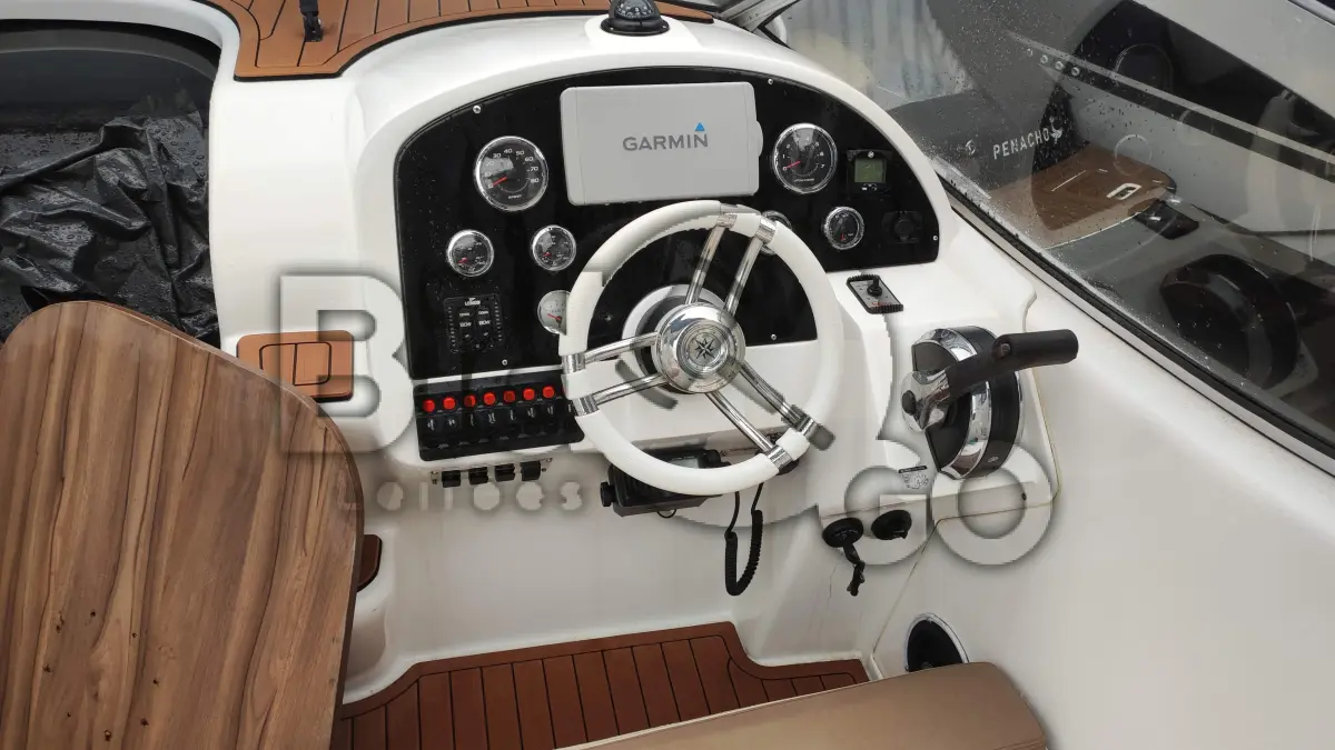 LOTE 002 - Lancha Freccia 300, Nome: Milk, Construtor: Freccia Boats, Ano: 2018, 