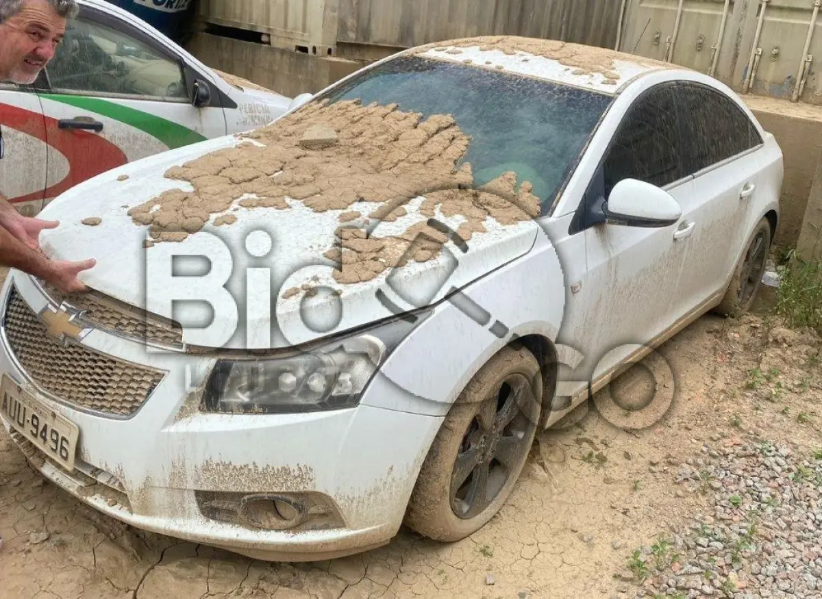 LOTE 019 - Espécie: PASSAGEIRO / Marca: CHEVROLET / Modelo: CRUZE LT NB / Placa: AUU9496 / UF: SC / Município: Blumenau / Ano fabricação: 2011 / Ano modelo: 2012 / Cor: BRANCA / Chassi: 9BGPB69M0CB209996 / Motor: N18XFF20RT6538 / RENAVAM: 00407910620