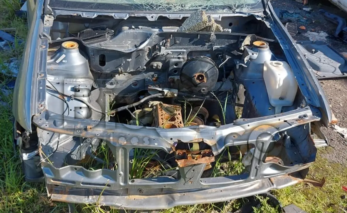 LOTE 028 - SUCATA AUTOMOTIVA
