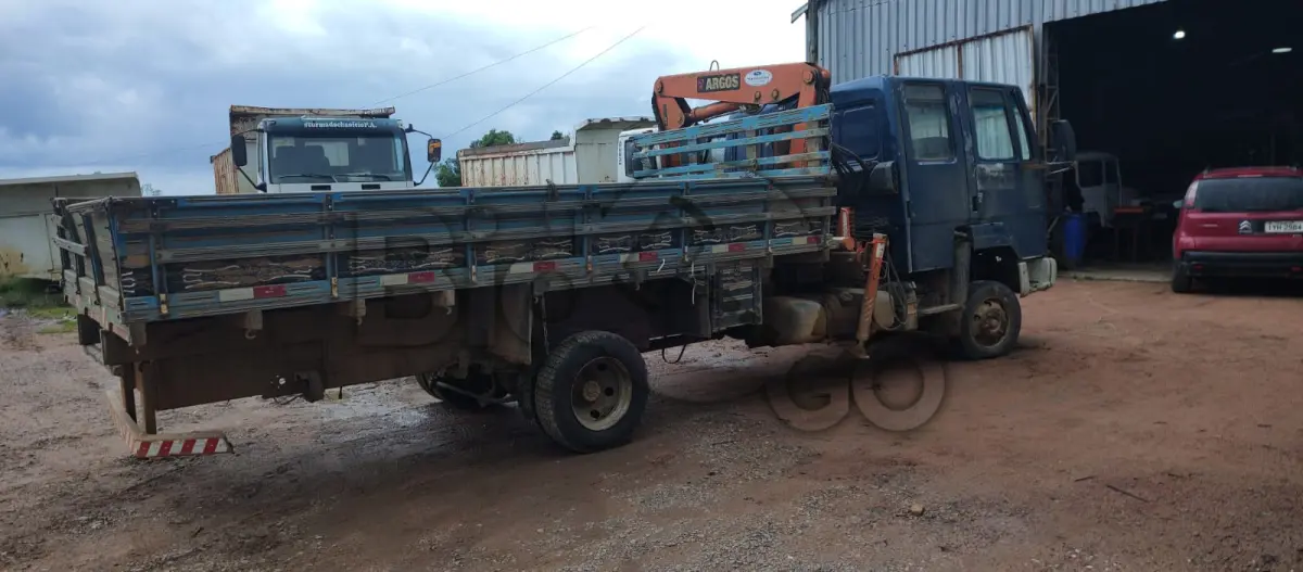 LOTE 005 - Veículo marca/modelo: FORD/C816 S TOPLINE CD Ano/modelo: 2012/2013
