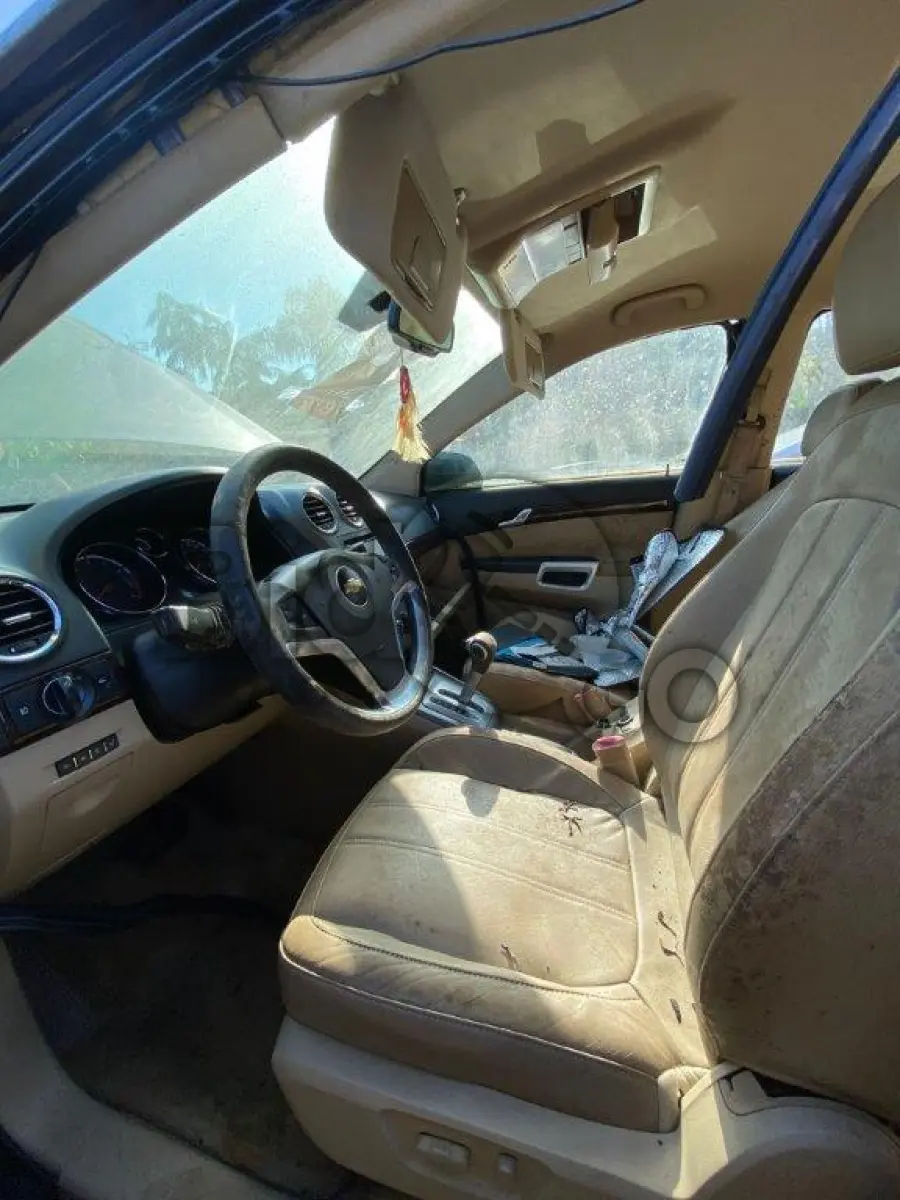 LOTE 011 - Espécie: MISTO / Marca: I / Modelo: GM CAPTIVA SPORT AWD / Placa: MGR2614 / UF: SC / Município: Joinville / Ano fabricação: 2009 / Ano modelo: 2009 / Cor: PRETA / Chassi: 3GNDL63709S616430 / Motor: N9S616430 / RENAVAM: 141949090