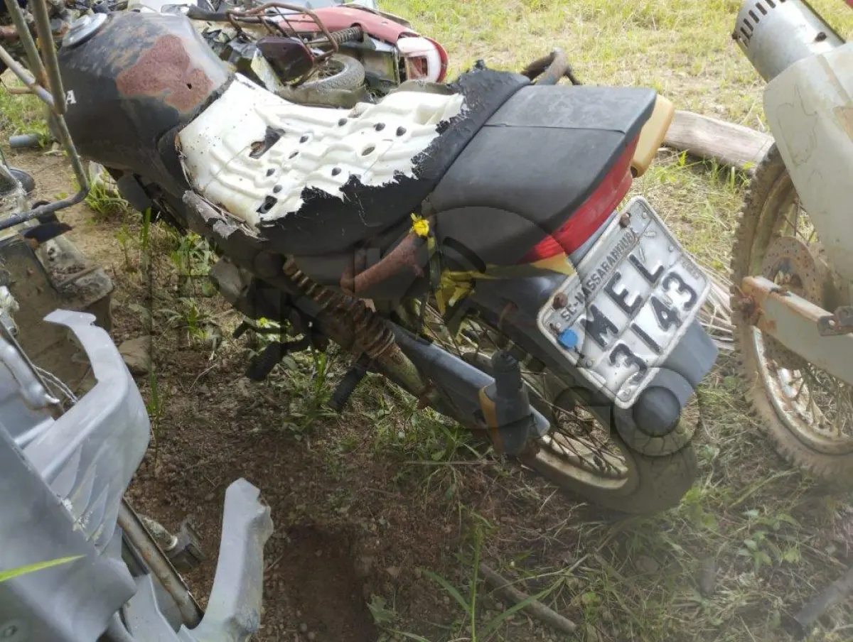 LOTE 031 - Espécie: PASSAGEIRO / Marca: HONDA / Modelo: CG 125 FAN / Placa: MEL3143 / UF: PB Município:Massaranduba / Ano fabricação: 2007 / Ano modelo: 2007 / Cor: PRETA / Chassi: 9C2JC30708R052816 / Motor: JC30E78052816 / RENAVAM: 00955187176