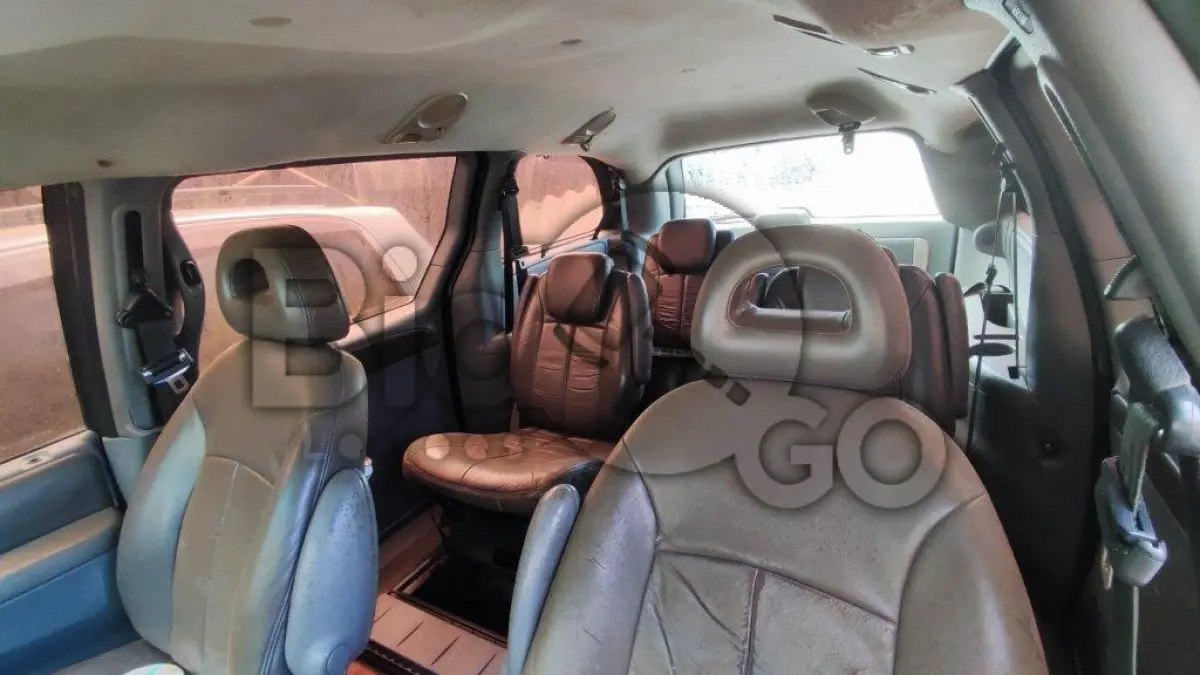 LOTE 045 - Espécie: MISTO / Marca: CHRYSLER / Modelo: GCARAVAN SE / Placa: DLG3738 / UF: RJ / Município: Três Rios / Ano fabricação: 2005 / Ano modelo: 2005 / Cor: PRETA / Chassi: 1C8GYB5R25Y570258 / Motor: 5Y570258 / RENAVAM: 00868517330