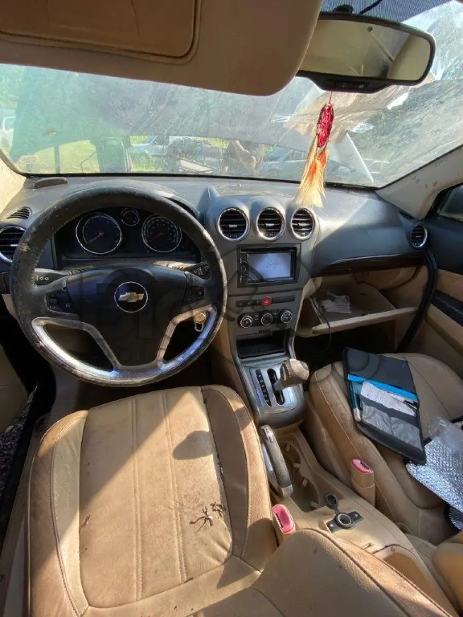 LOTE 011 - Espécie: MISTO / Marca: I / Modelo: GM CAPTIVA SPORT AWD / Placa: MGR2614 / UF: SC / Município: Joinville / Ano fabricação: 2009 / Ano modelo: 2009 / Cor: PRETA / Chassi: 3GNDL63709S616430 / Motor: N9S616430 / RENAVAM: 141949090