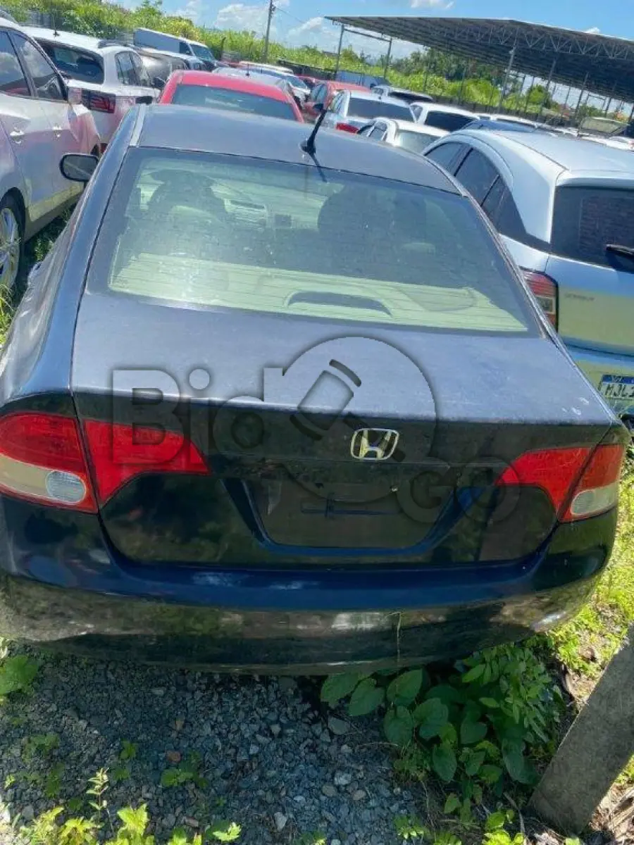 LOTE 036 - Espécie: PASSAGEIRO / Marca: HONDA / Modelo: CIVIC LXS FLEX / Placa: EEG7338 / UF: SC / Município: Jaraguá do Sul / Ano fabricação: 2008 / Ano modelo: 2008 / Cor: PRETA / Chassi: 93HFA65408Z244126 / Motor: R18A68244107 / RENAVAM: 00984316280