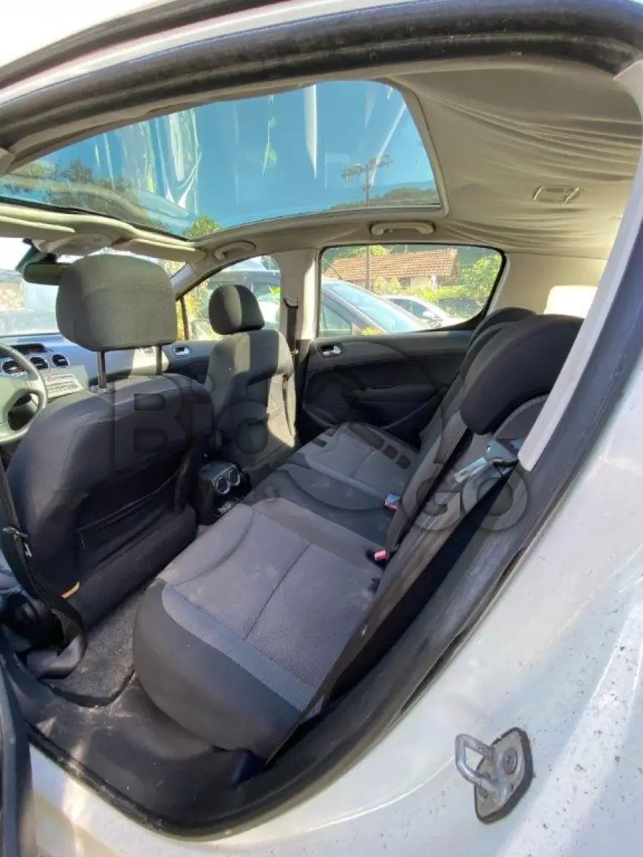 LOTE 016 - Espécie: PASSAGEIRO / Marca: I / Modelo: PEUGEOT 308 ALLURE / Placa: MKW3H71 / UF: SC / Município: Joinville / Ano fabricação: 2012 / Ano modelo: 2013 / Cor: BRANCA / Chassi: 8AD4CRFJWDG050090 / Motor: 10XN130138824 / RENAVAM: 00506981827