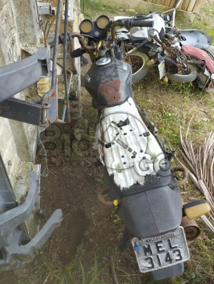 LOTE 031 - Espécie: PASSAGEIRO / Marca: HONDA / Modelo: CG 125 FAN / Placa: MEL3143 / UF: PB Município:Massaranduba / Ano fabricação: 2007 / Ano modelo: 2007 / Cor: PRETA / Chassi: 9C2JC30708R052816 / Motor: JC30E78052816 / RENAVAM: 00955187176