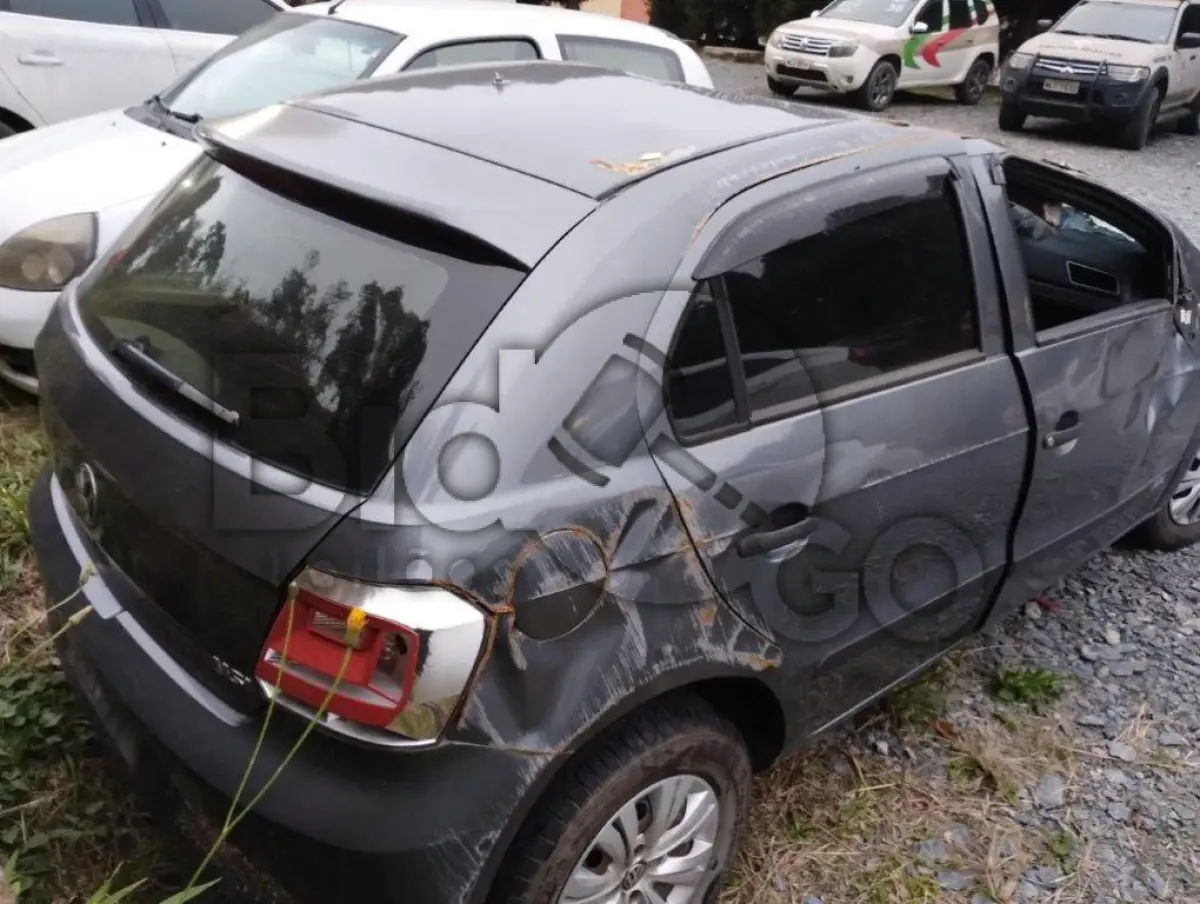 LOTE 048 - SUCATA - Espécie: PASSAGEIRO / Marca: VW / Modelo: NOVO GOL TL MBV / Placa: QOH7233 / UF: SC / Município: São Bento do Sul / Ano fabricação: 2018 / Ano modelo: 2018 / Cor: CINZA / Chassi: 9BWAB45U5JT154632 / Motor: CCRAE1433 / RENAVAM: 01152282368