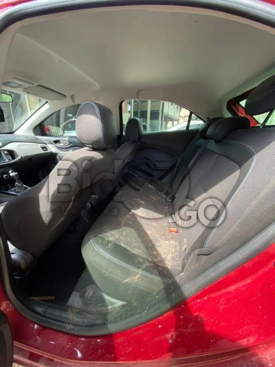 LOTE 025 - Espécie: PASSAGEIRO / Marca: CHEVROLET / Modelo: ONIX 1.0MT LT / Placa: QJR2024 / UF: SC / Município: Araranguá / Ano fabricação: 2019 / Ano modelo: 2019 / Cor: VERMELHA / Chassi: 9BGKS48U0KG366677 / Motor: JTSSH2513 / RENAVAM: 01193023219