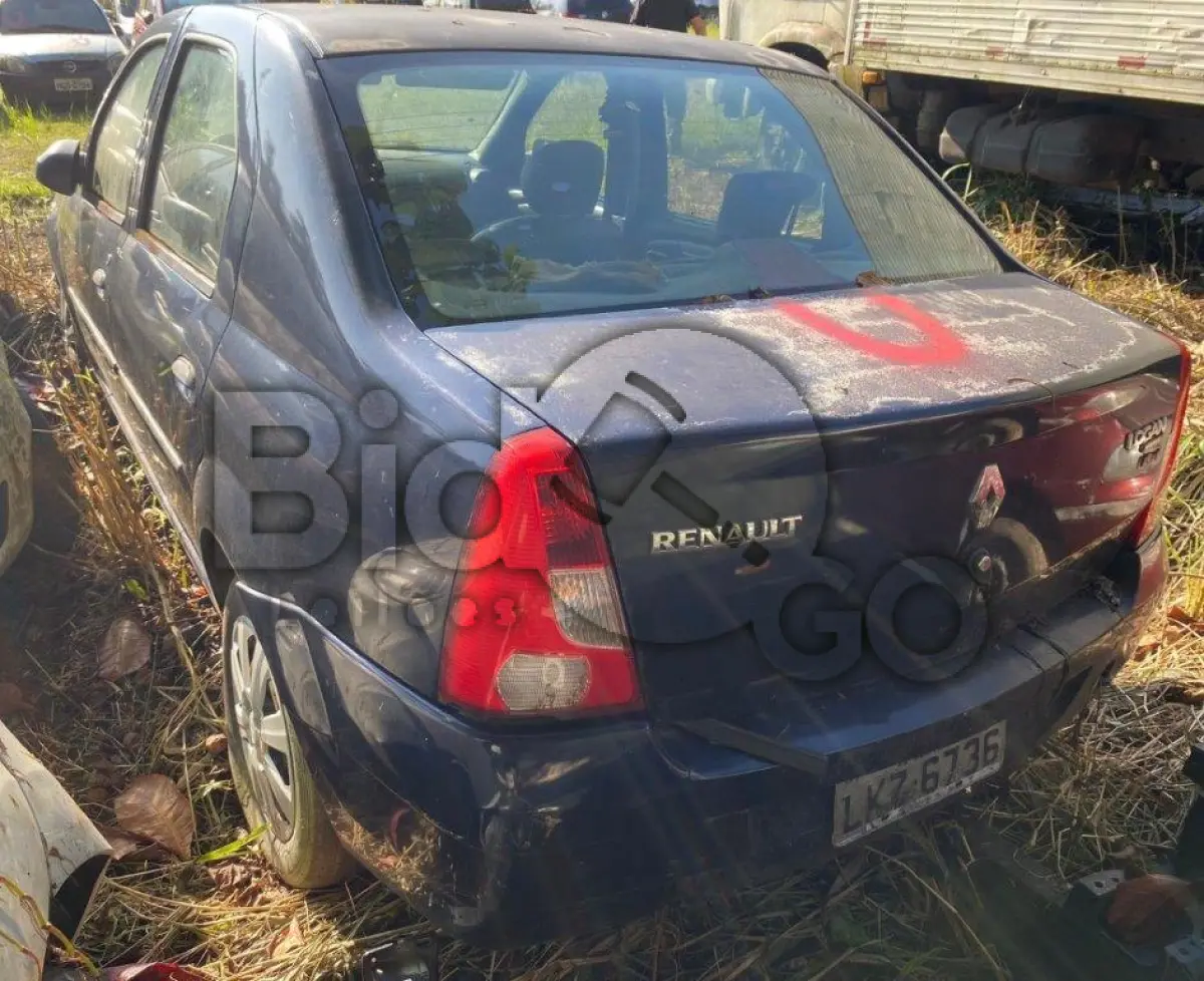 LOTE 010 - Espécie: PASSAGEIRO / Marca: RENAULT / Modelo: LOGAN EXP 1016V / Placa: LKZ6736 / UF: SC / Município: Joinville / Ano fabricação: 2009 / Ano modelo: 2010 / Cor: AZUL / Chassi: 93YLSR7GHAJ320671 / Motor:D4DH760Q066481 RENAVAM: 00169654192