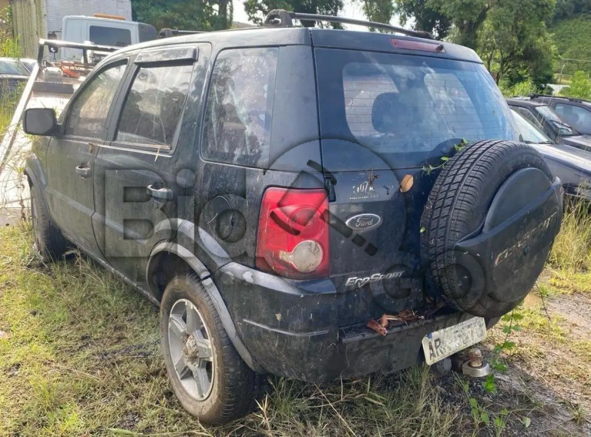 LOTE 008 - Espécie: MISTO / Marca: FORD / Modelo: ECOSPORT XL 1.6FLEX / Placa: ARK8578 / UF: SC / Município: Joinville / Ano fabricação: 2009 / Ano modelo: 2009 / Cor: PRETA / Chassi: 9BFZE55P998530774 / Motor: QF9A98530774 / RENAVAM: 00149952074