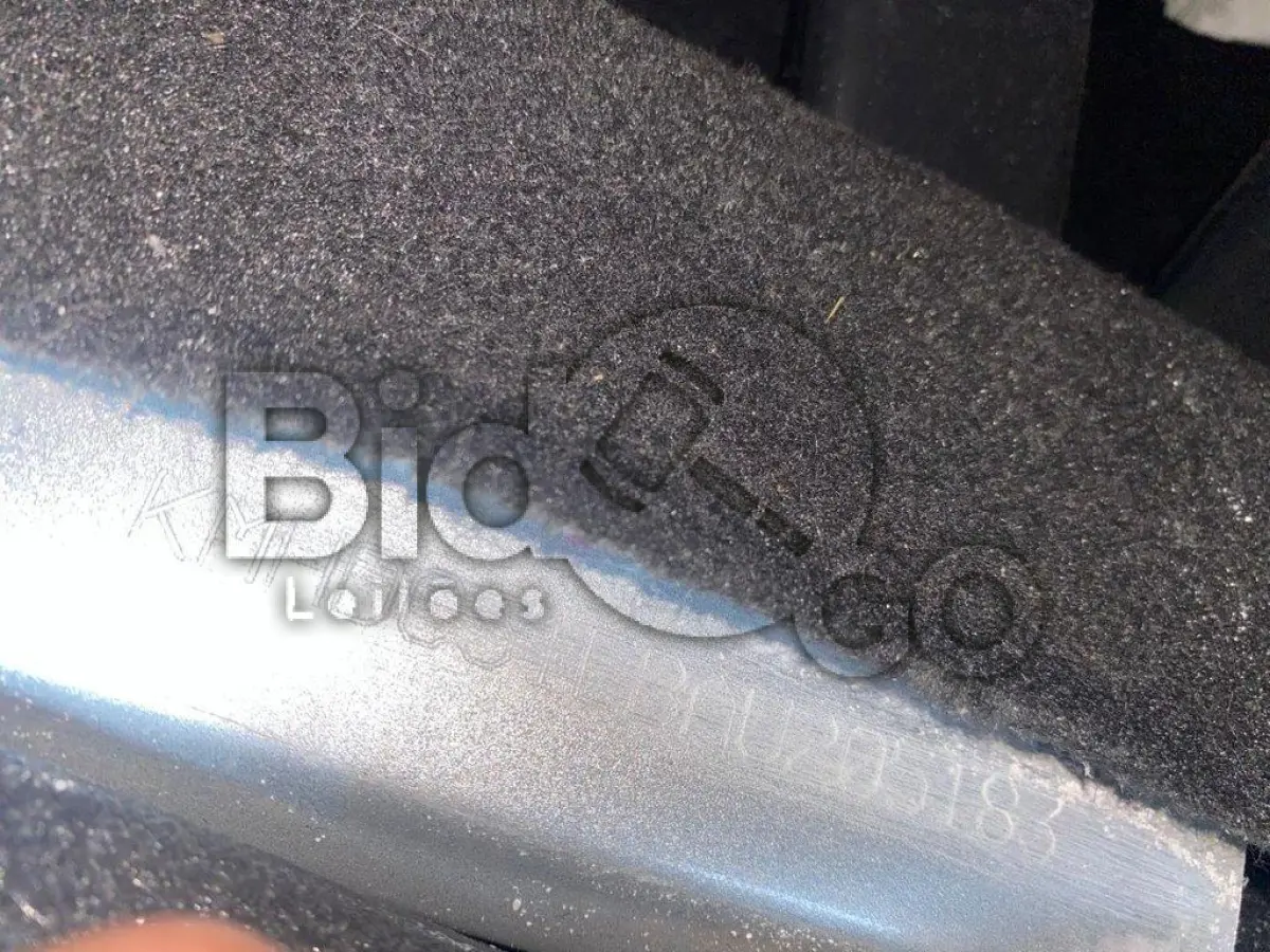 LOTE 021 - Espécie: PASSAGEIRO / Marca: HYUNDAI / Modelo: I30 2.0 / Placa: EMJ9586 / UF: SP / Município: São Paulo / Ano fabricação: 2009 / Ano modelo: 2009 / Cor: PRATA / Chassi: KMHDC51EBAU205183 / Motor: G4GC9620493 / RENAVAM: 00188802738