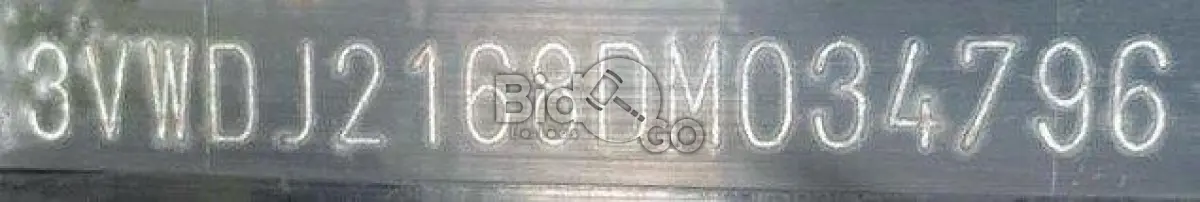 LOTE 005 - Espécie: PASSAGEIRO / Marca: I / Modelo: VW JETTA 2.0 / Placa: MLE4D31 / UF: SC / Município: Joinville / Ano fabricação: 2012 / Ano modelo: 2012 / Cor: PRETA / Chassi: 3VWDJ2168DM034796 / Motor: CKJ024880 / RENAVAM: 00508912970