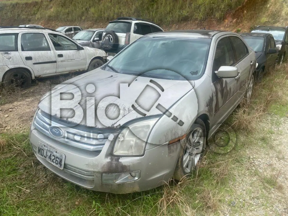 LOTE 026 - Espécie: PASSAGEIRO / Marca: FORD / Modelo: FUSION / Placa: MDJ4264 / UF: SC / Município: Blumenau / Ano fabricação: 2007 / Ano modelo: 2007 / Cor: PRATA / Chassi: 3FAHP08Z87R234324 / Motor: 7R234324 / RENAVAM: 00922806691