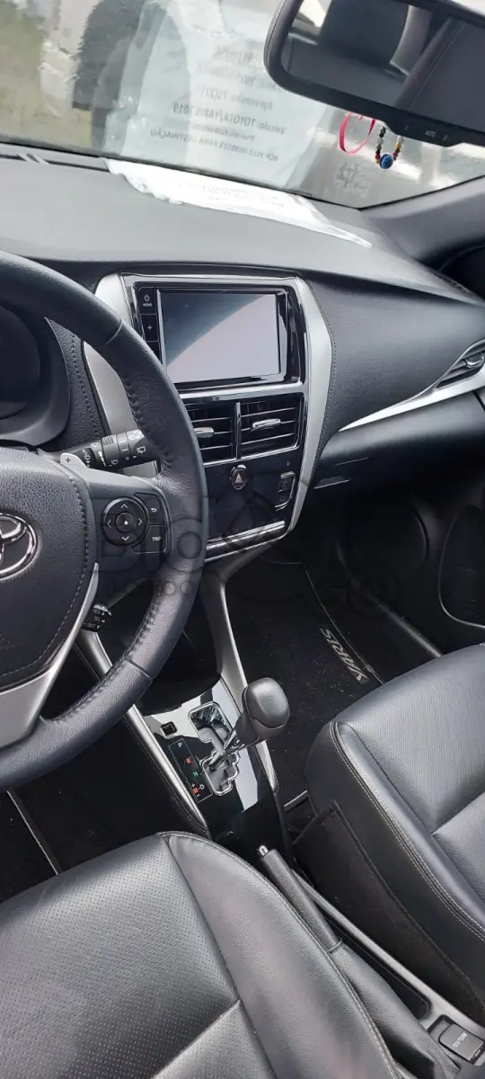 LOTE 010 - YARIS HB XS 15 AT / Ano fabricação: 2019 / Ano modelo: 2019 / Cor: PRATA