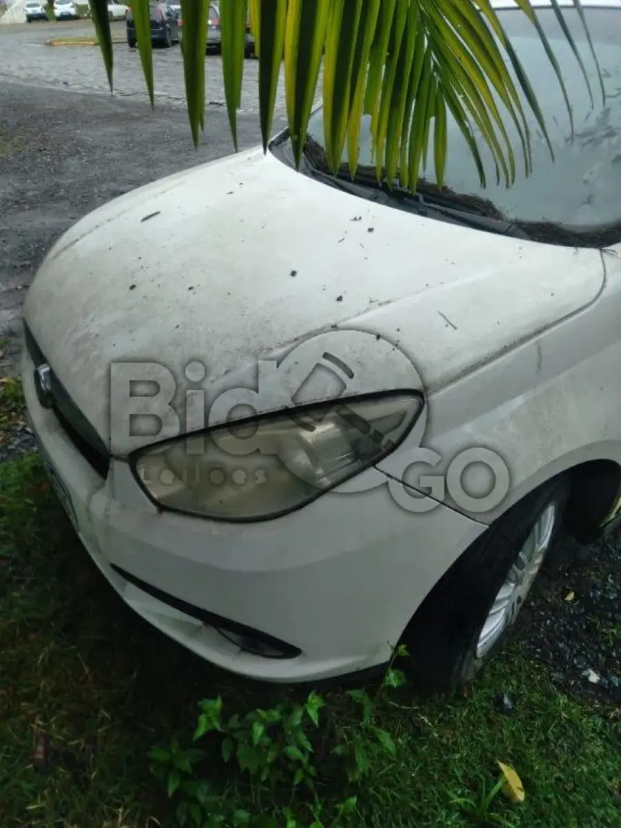 LOTE 055 - Espécie: PASSAGEIRO / Marca: FIAT / Modelo: SIENA ATTRACTIV 1.4 / Placa: MJS1B16 / UF: SC /Município: Palhoça / Ano fabricação: 2012 / Anomodelo: 2012 / Cor: BRANCA / Chassi: 9BD197132D3023305 / Motor: 327A0111049548 RENAVAM: 00483200620