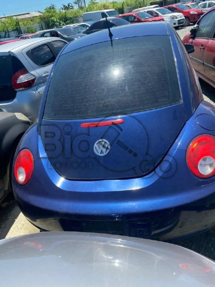 LOTE 037 - Espécie: PASSAGEIRO / Marca: I / Modelo: VW BEETLE / Placa: EJE8973 / UF: SC / Município: Itajaí / Ano fabricação: 2009 / Ano modelo: 2009 / Cor: AZUL / Chassi: 3VWSJ21C49M516184 / Motor: CBP122583 / RENAVAM: 00150725477