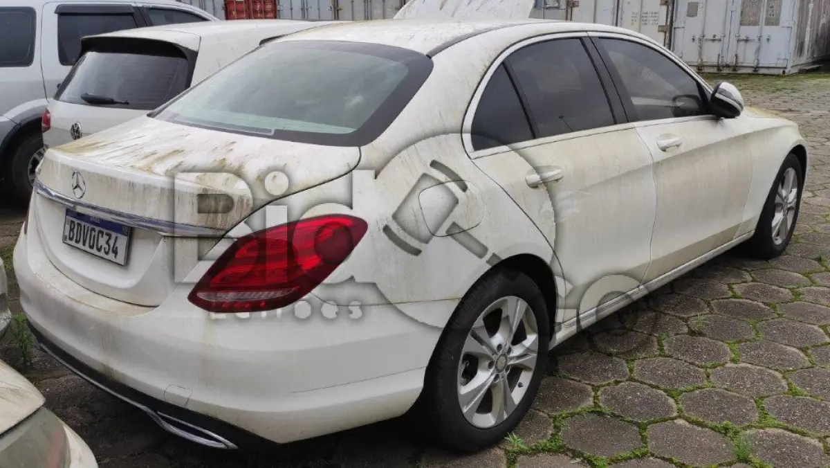 LOTE 007 - 
M.BENZ / Modelo: C180FF / Ano fabricação: 2016 / Ano
modelo: 2016 / Cor: BRANCA 