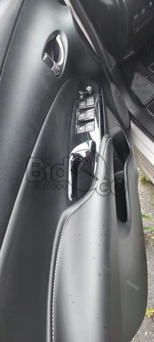 LOTE 010 - YARIS HB XS 15 AT / Ano fabricação: 2019 / Ano modelo: 2019 / Cor: PRATA