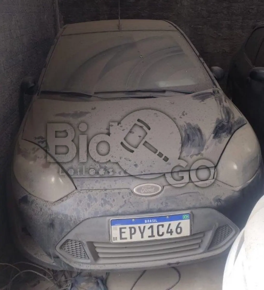 LOTE 049 - SUCATA - Espécie: PASSAGEIRO / Marca: FORD / Modelo: FIESTA FLEX / Placa: EPY1C46 / UF: SC / Município: Joinville / Ano fabricação: 2010 / Ano modelo: 2010 / Cor: PRETA / Chassi: 9BFZF55A6B8056250 / Motor: SM9AB8056250 / RENAVAM: 00224952021