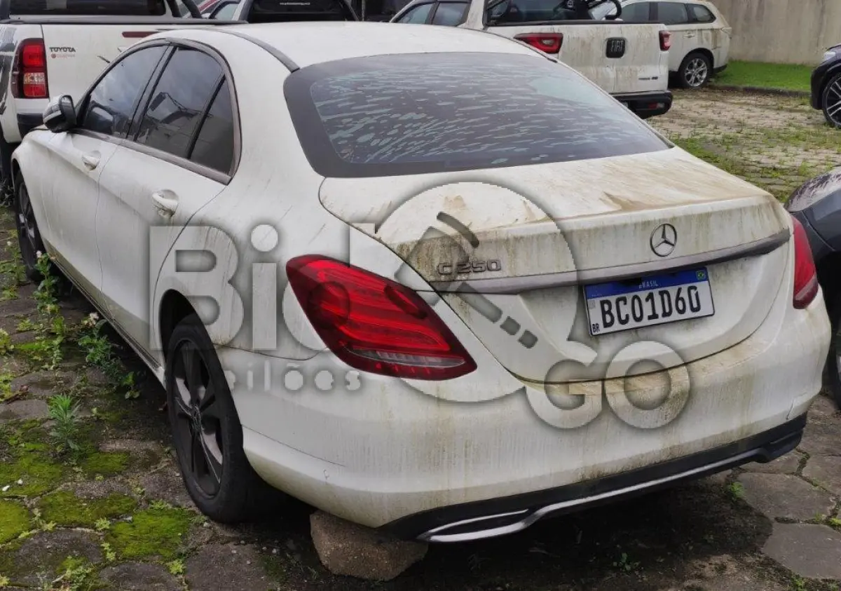 LOTE 005 - M.BENZ / Modelo: C250 / Ano fabricação: 2017 / Ano modelo: 2017 / Cor: BRANCA 