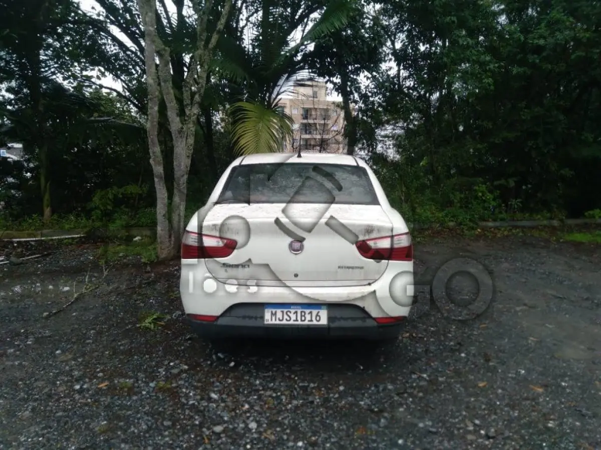 LOTE 055 - Espécie: PASSAGEIRO / Marca: FIAT / Modelo: SIENA ATTRACTIV 1.4 / Placa: MJS1B16 / UF: SC /Município: Palhoça / Ano fabricação: 2012 / Anomodelo: 2012 / Cor: BRANCA / Chassi: 9BD197132D3023305 / Motor: 327A0111049548 RENAVAM: 00483200620